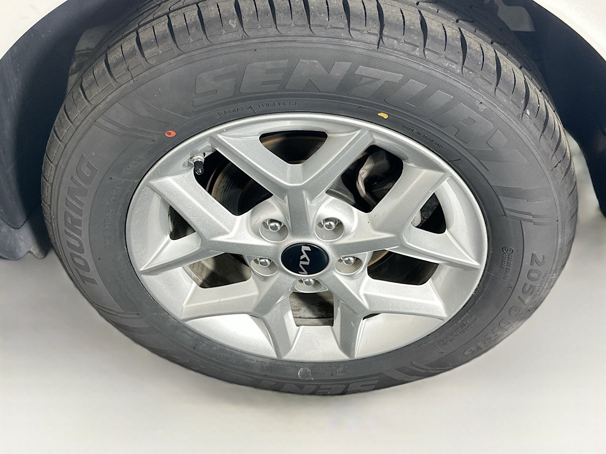 Used 2025 Kia Soul LX w/ LX Technology Package image 11