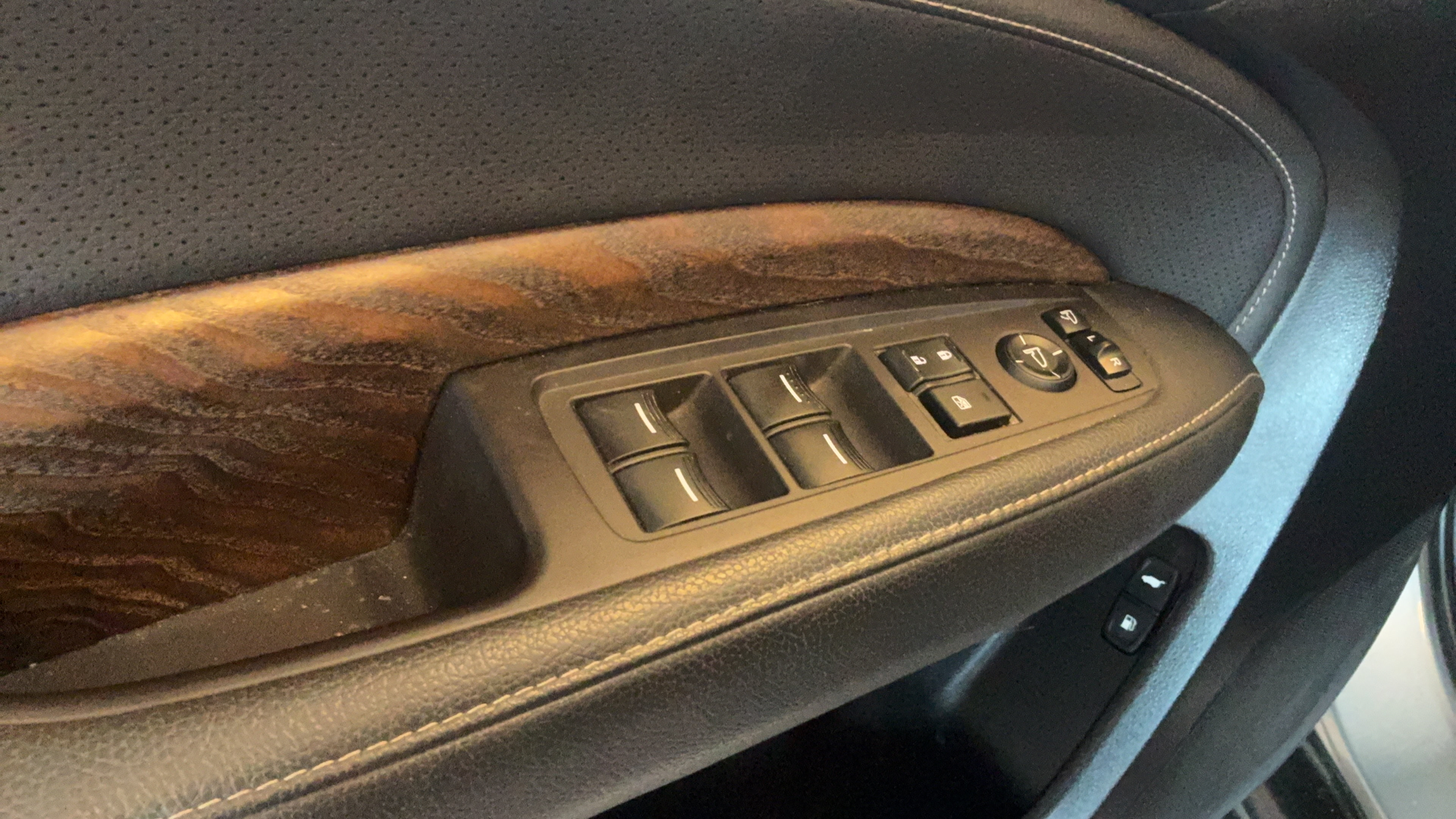 Used 2019 Acura MDX w/ Technology Package AWD/4WD image 26