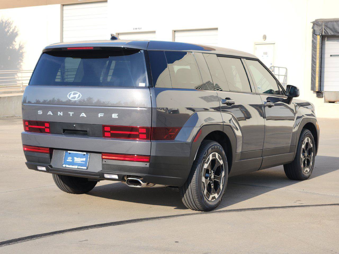 New 2027 Hyundai Santa Fe SE FWD image 4