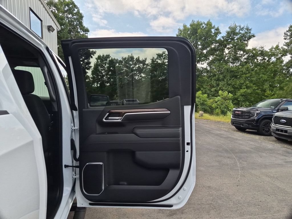 New 2026 GMC Sierra 1500 Elevation w/ Elevation Select Package AWD/4WD image 32