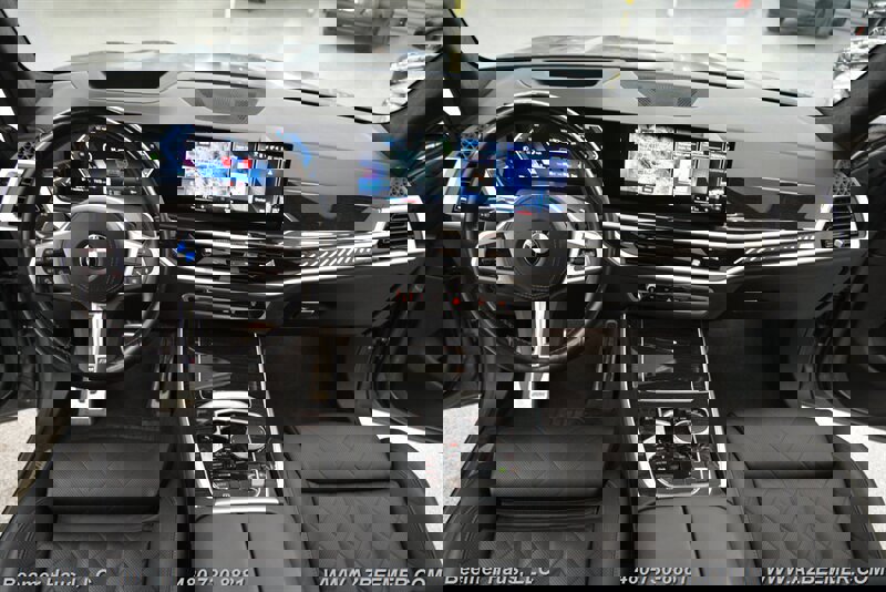 Used 2023 BMW X7 M60i w/ Climate Comfort Package image 17