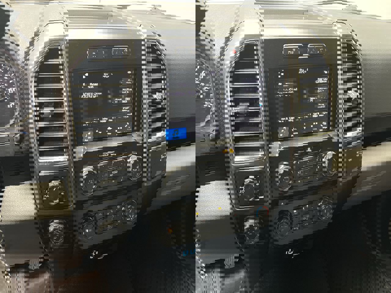 Used 2017 Ford F150 XLT w/ Equipment Group 302A Luxury image 18