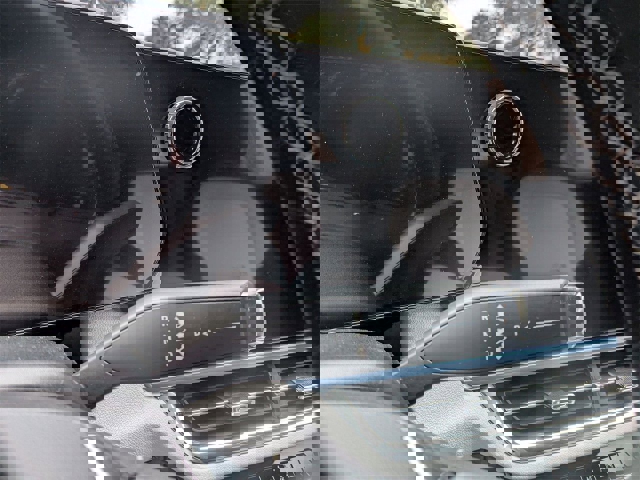 New 2026 Chevrolet Equinox EV LT image 14