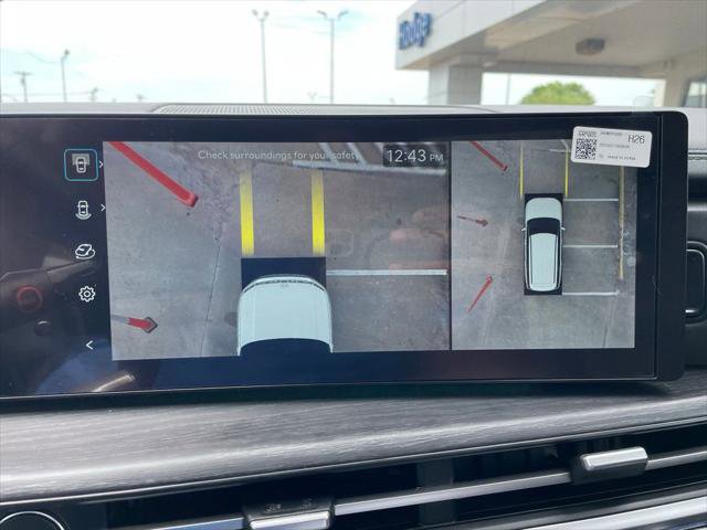 Used 2025 Hyundai Santa Fe Limited image 24