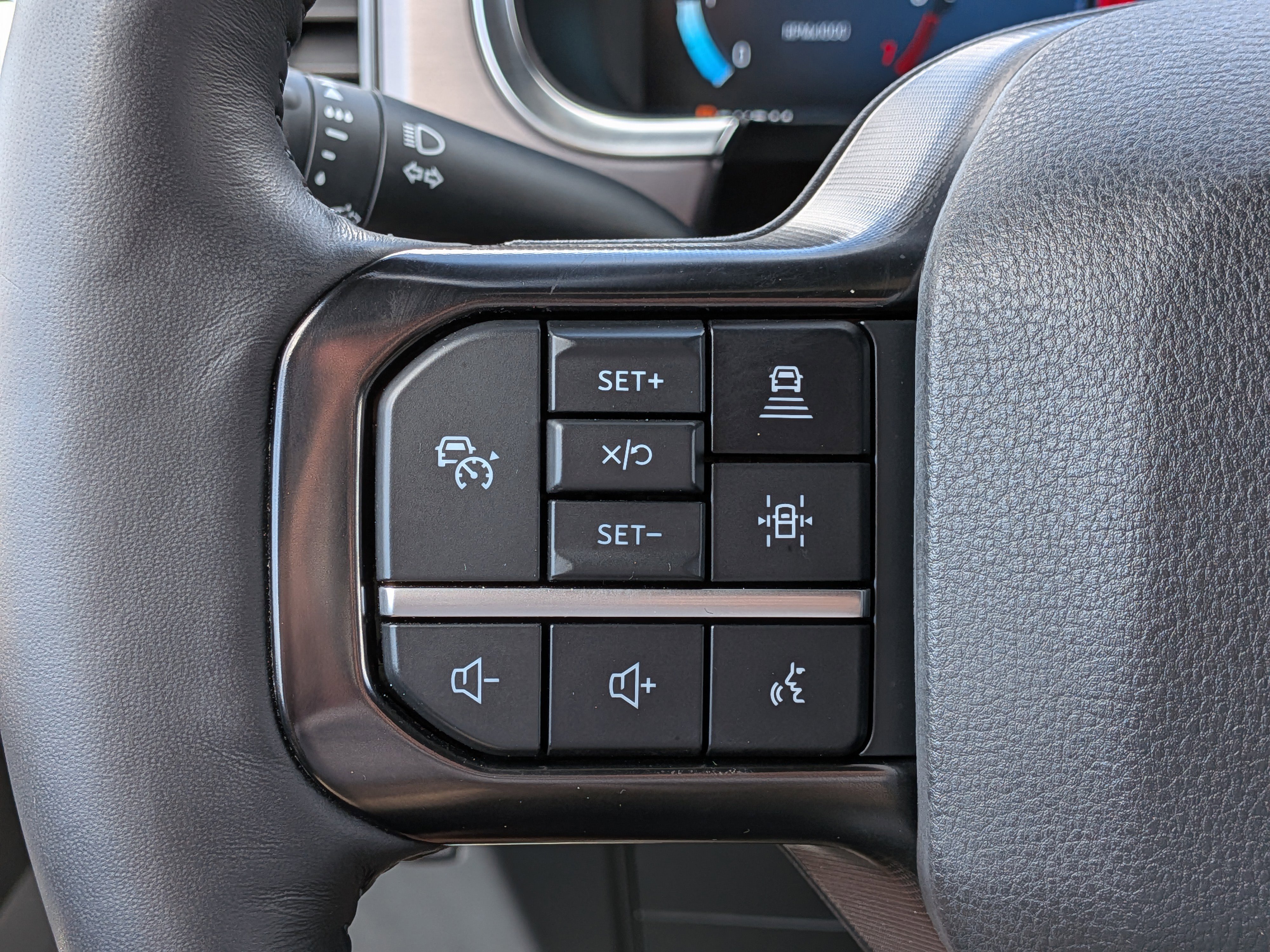 Used 2024 Ford F150 Platinum image 25