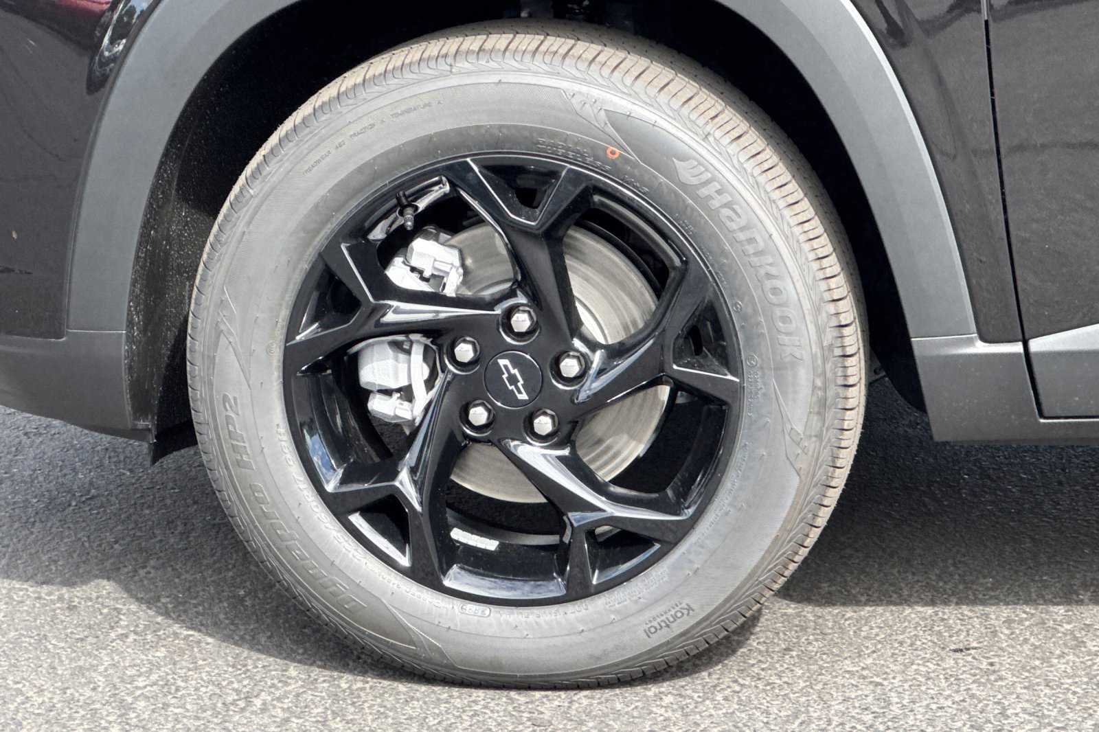 New 2026 Chevrolet Trax LT w/ Driver Confidence Package FWD image 24