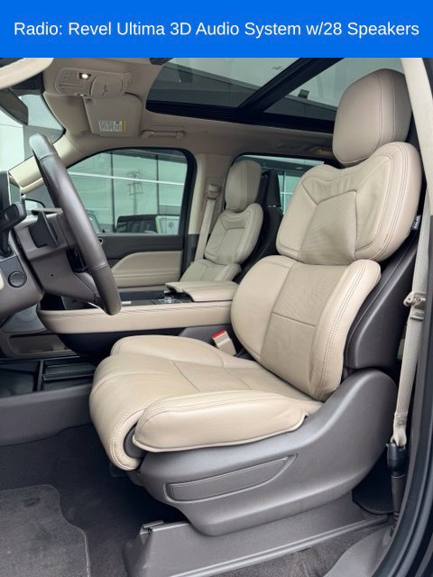 Certified 2023 Lincoln Navigator Reserve AWD/4WD image 16