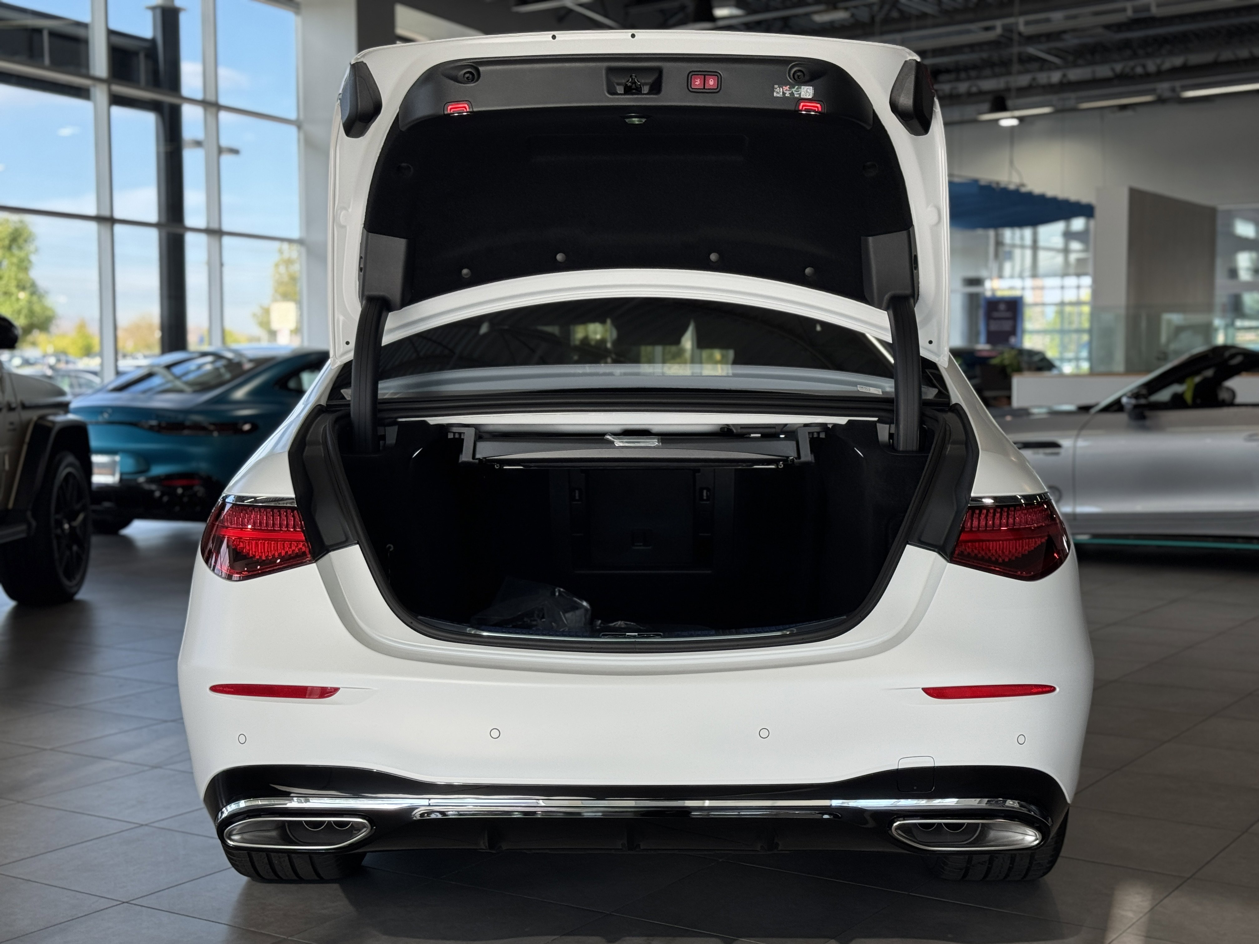 New 2026 Mercedes-Benz S 580 4MATIC Sedan image 12