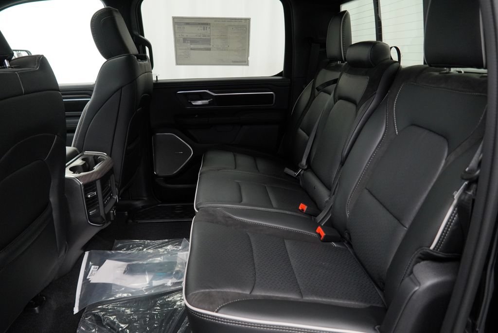 New 2027 RAM 1500 Laramie AWD/4WD image 17