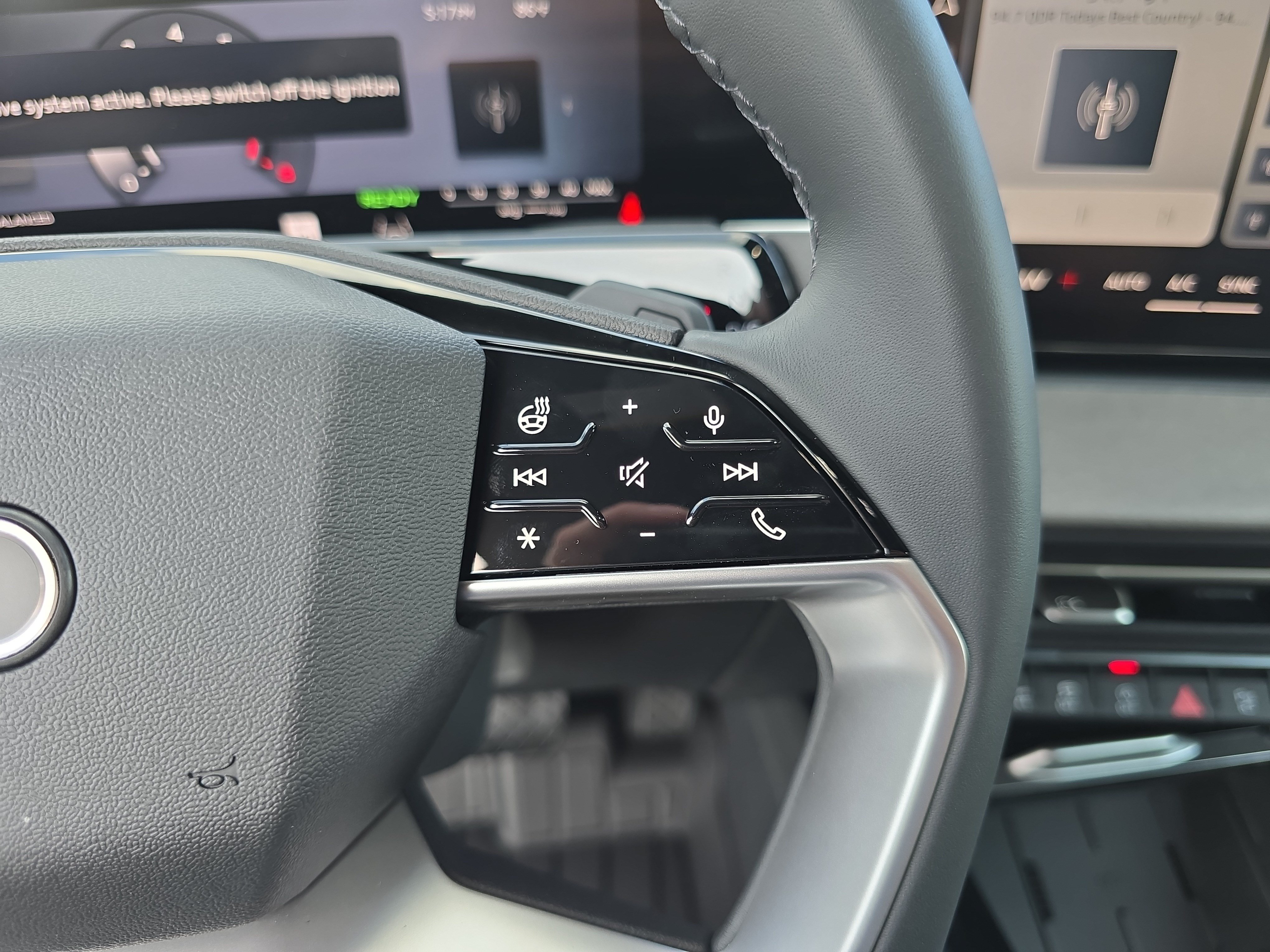 New 2026 Audi Q3 quattro 2.0T AWD/4WD image 18
