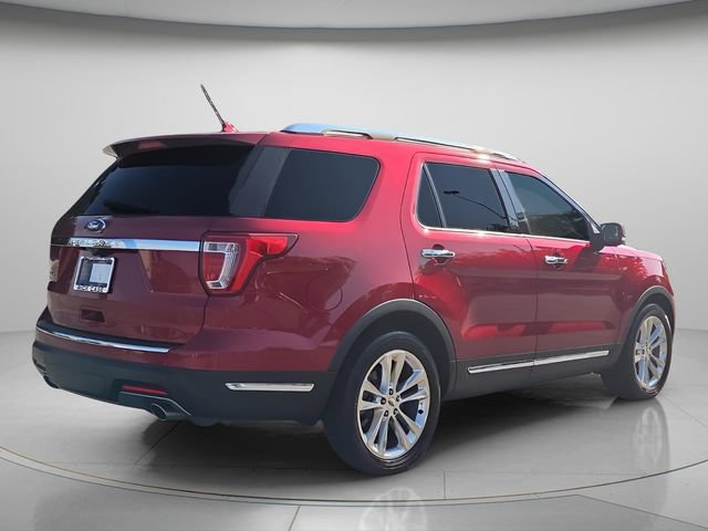 Used 2018 Ford Explorer Limited w/ Equipment Group 301A FWD image 7