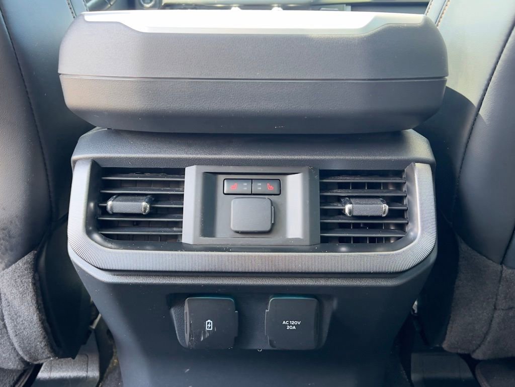 Used 2023 Ford F150 Platinum w/ Equipment Group 701A High AWD/4WD image 18