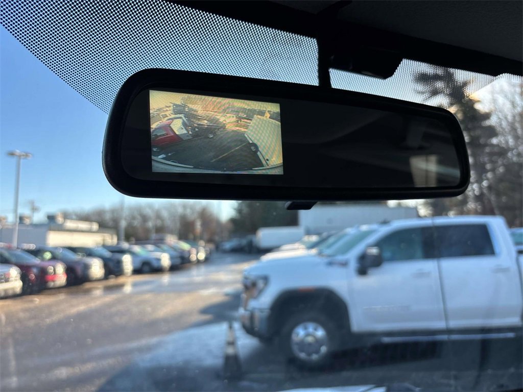 Used 2022 GMC Savana 3500 w/ Power Convenience Package image 18