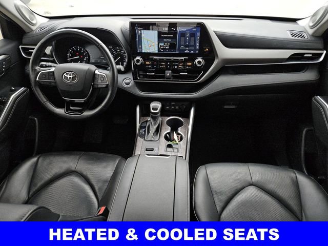 Used 2020 Toyota Highlander Limited image 6