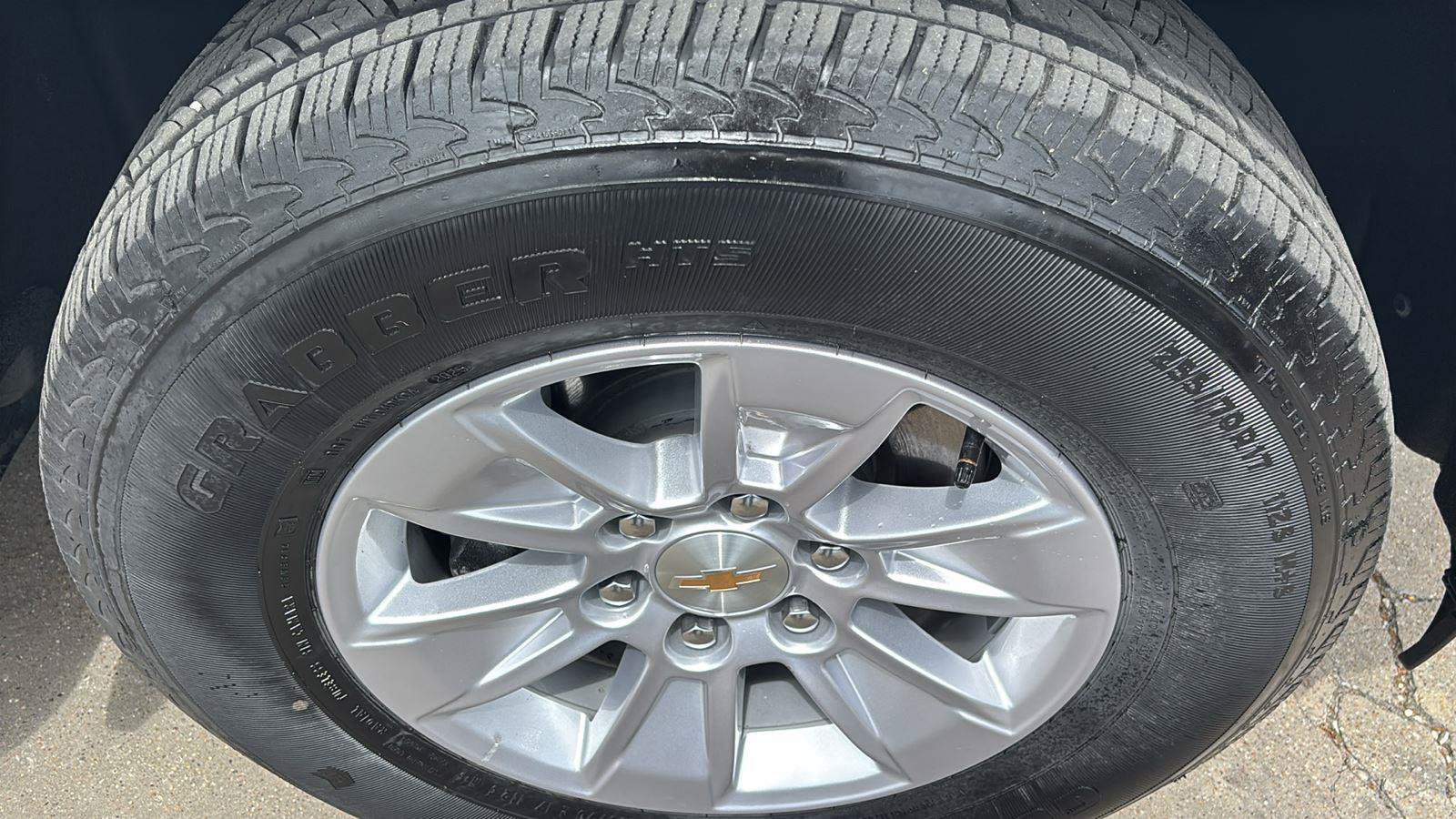 Certified 2025 Chevrolet Silverado 1500 W/T RWD image 10