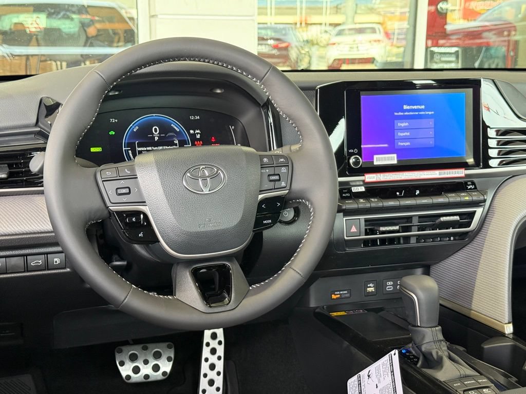 Used 2026 Toyota Camry SE FWD image 27