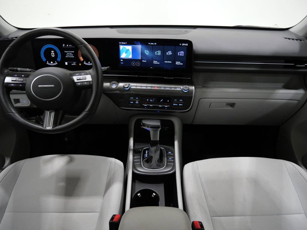 Used 2025 Hyundai Kona SEL image 9