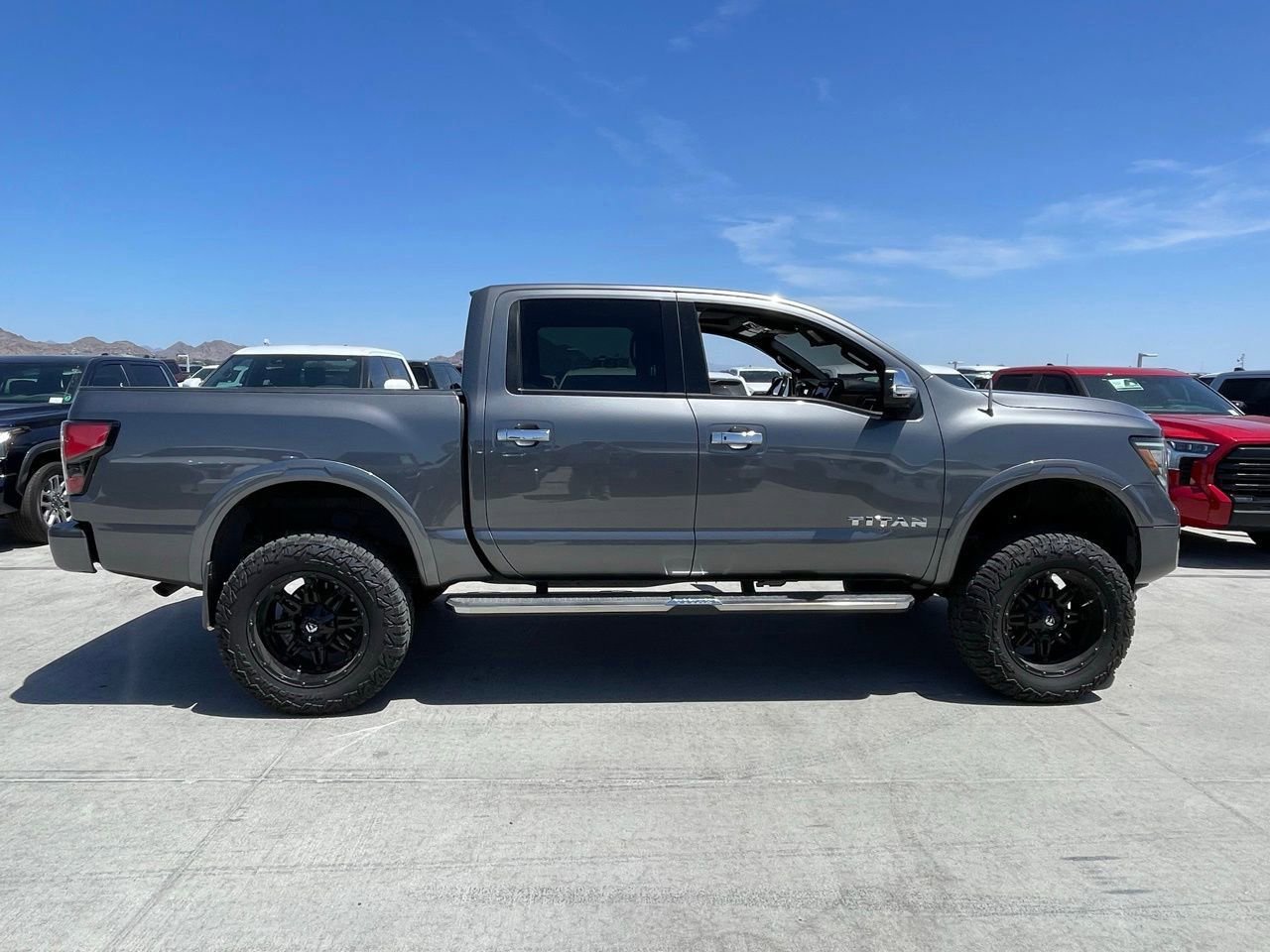 Used 2021 Nissan Titan Platinum Reserve w/ Moonroof Package AWD/4WD image 3