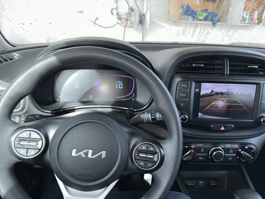 Used 2023 Kia Soul LX w/ Option Group 015 image 7