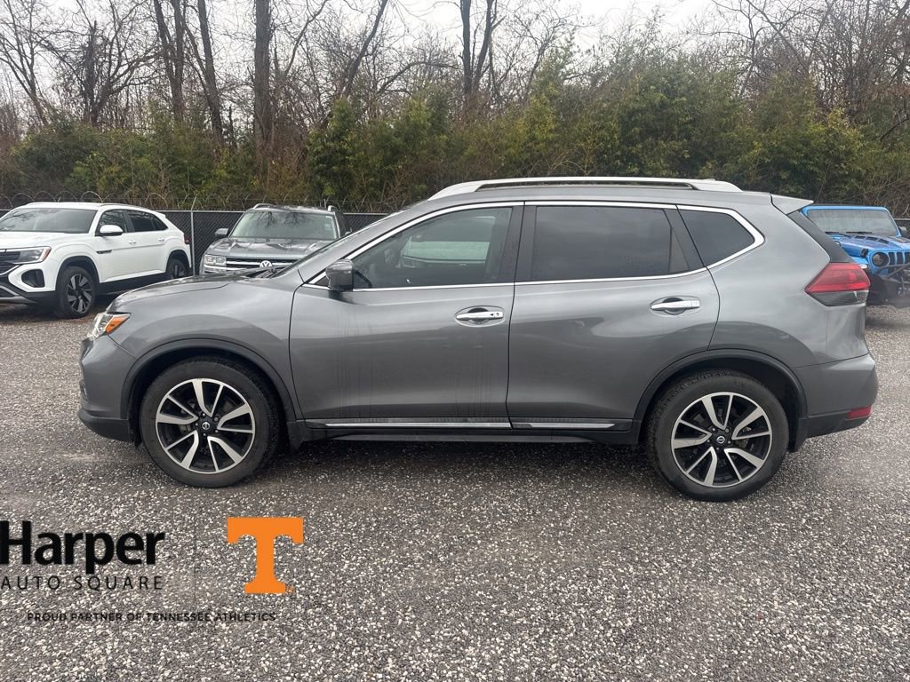 Used 2019 Nissan Rogue SL w/ Premium Package image 2