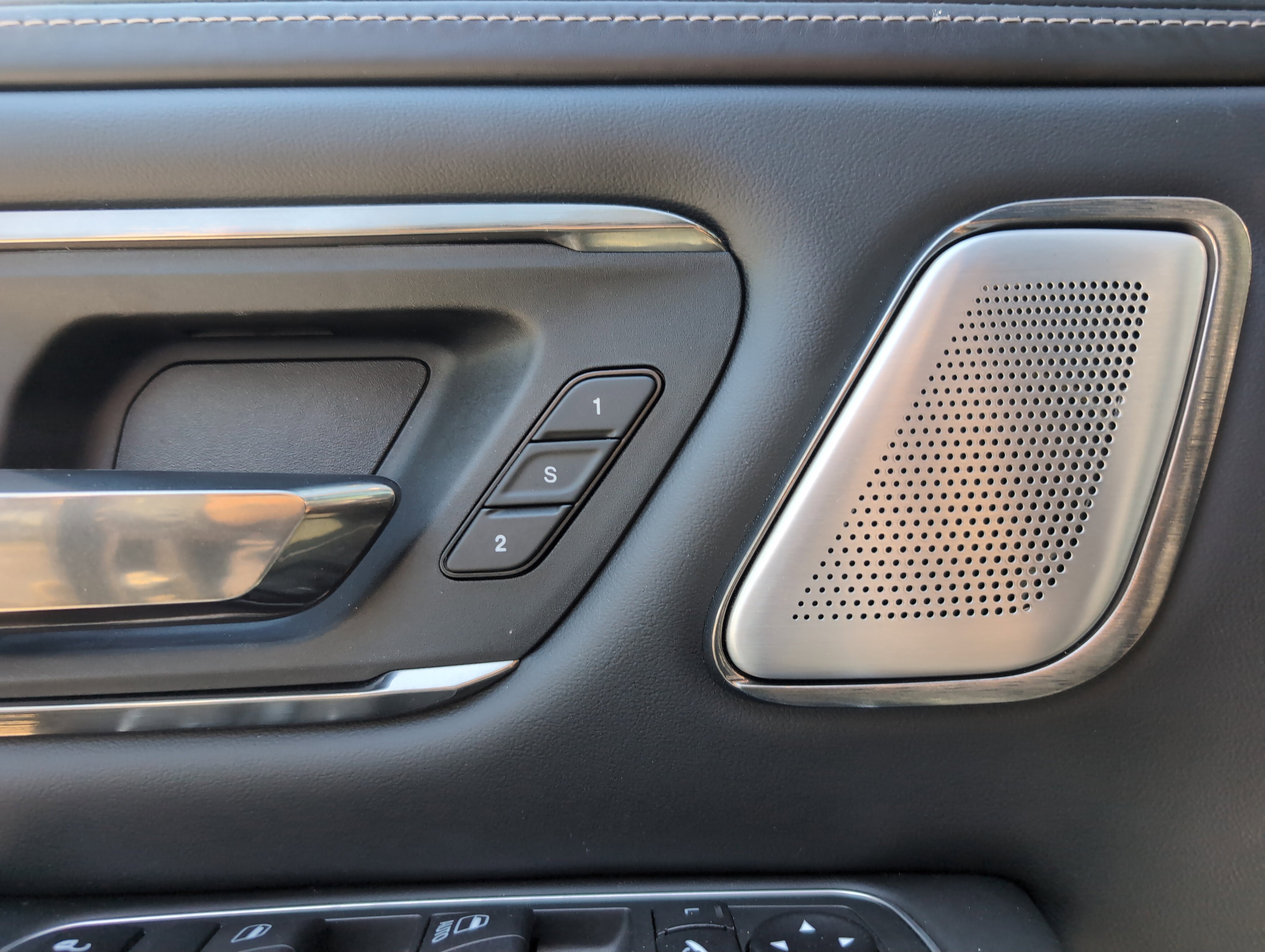 Used 2021 RAM 1500 Limited AWD/4WD image 37