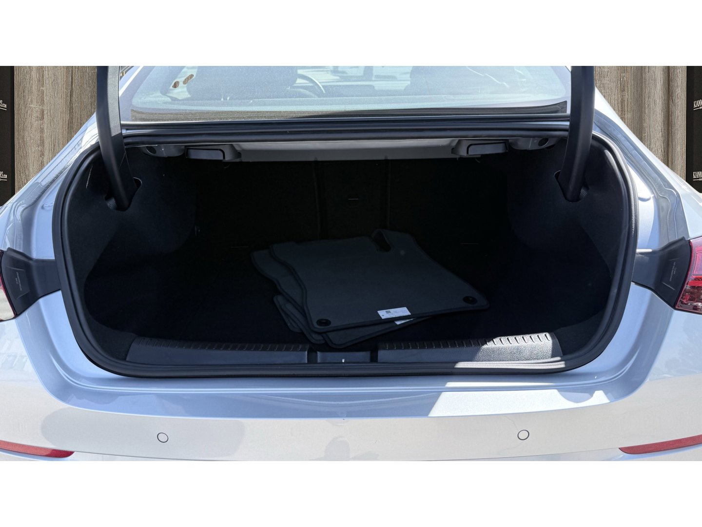 Used 2025 Mercedes-Benz CLA 250 image 11