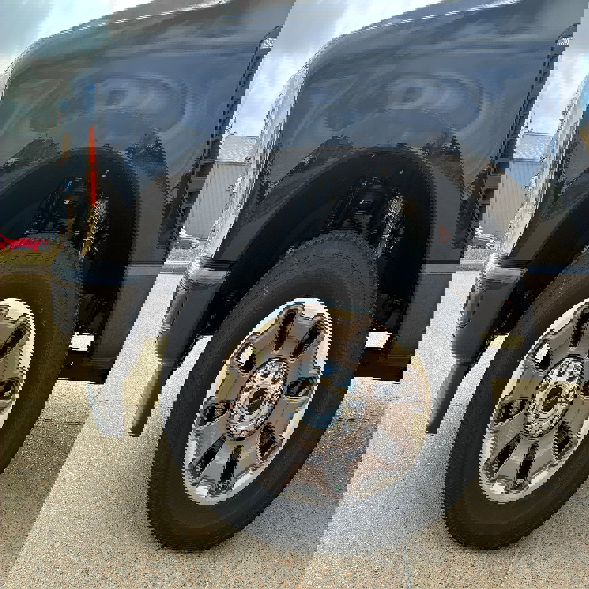 New 2025 Ford F350 King Ranch w/ FX4 Off-Road Package image 37