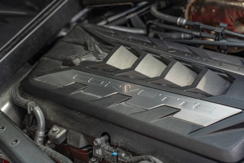 Used 2024 Chevrolet Corvette Stingray Preferred Cpe w/ Z51 Performance Package RWD image 9
