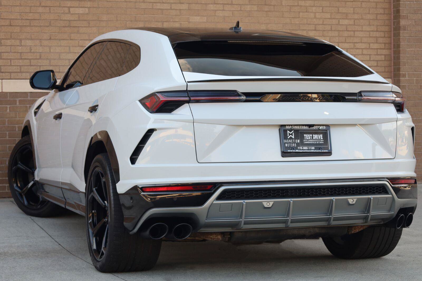 Used 2019 Lamborghini Urus AWD/4WD image 14
