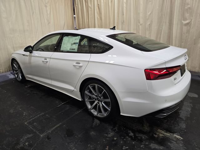 Used 2025 Audi A5 2.0T Premium Plus w/ Convenience Plus Package image 10