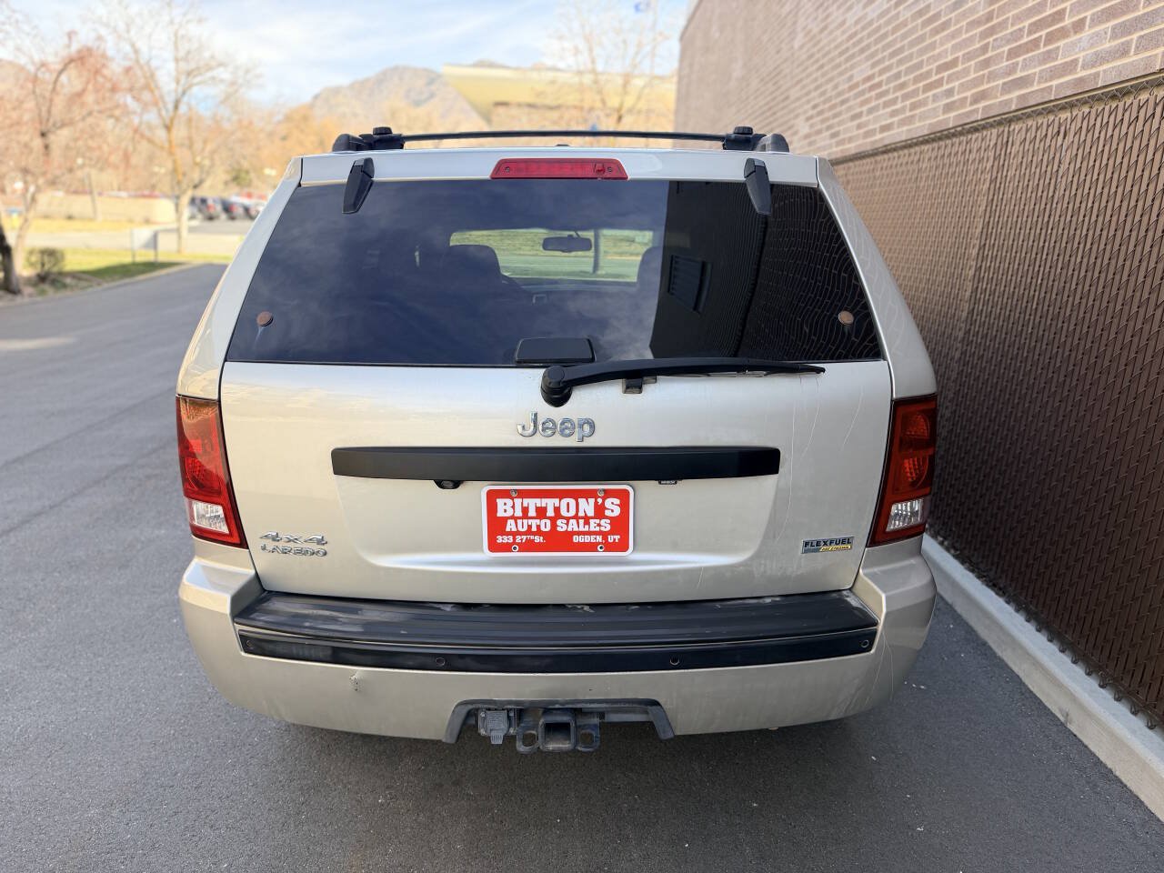 Used 2009 Jeep Grand Cherokee Laredo AWD/4WD image 6
