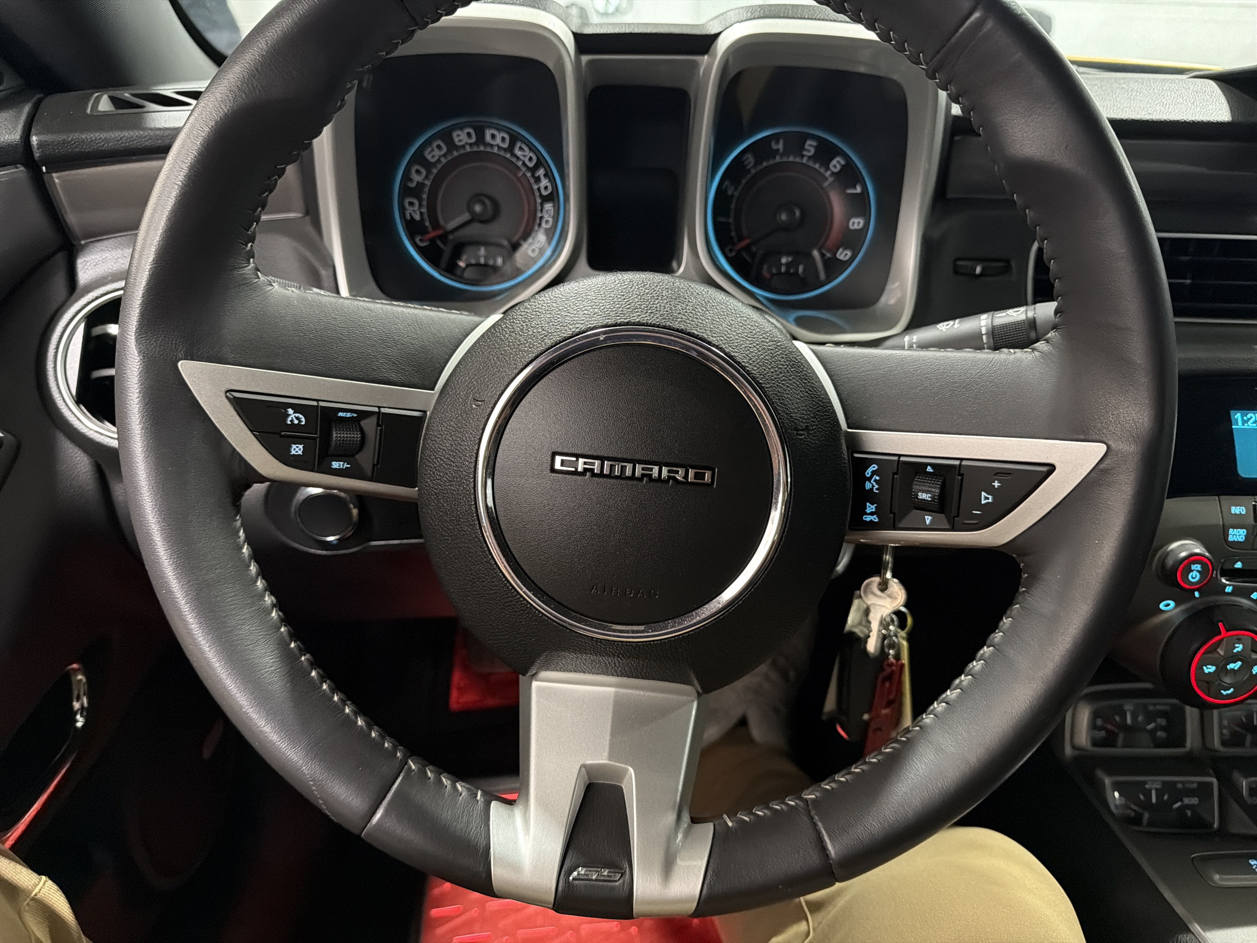 Used 2010 Chevrolet Camaro SS w/ RS Package RWD image 12