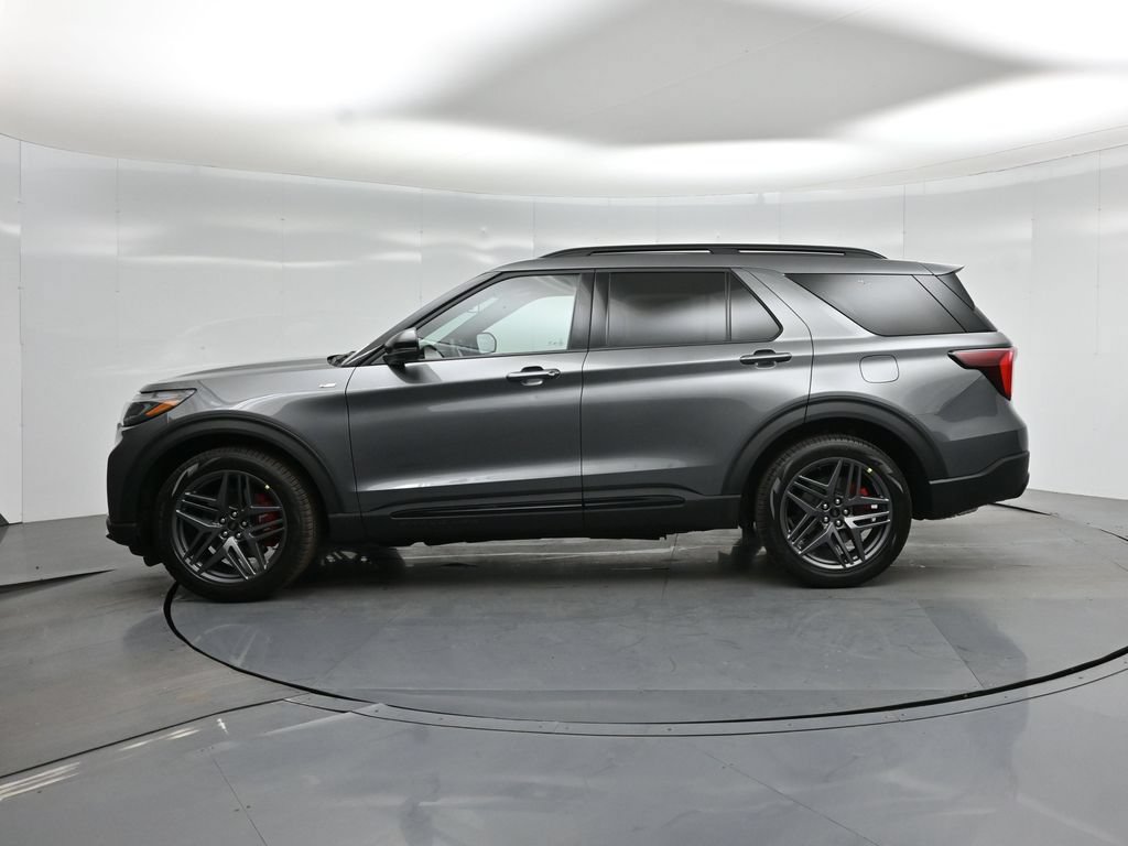 New 2026 Ford Explorer ST-Line w/ ST-Line Street Pack RWD image 28