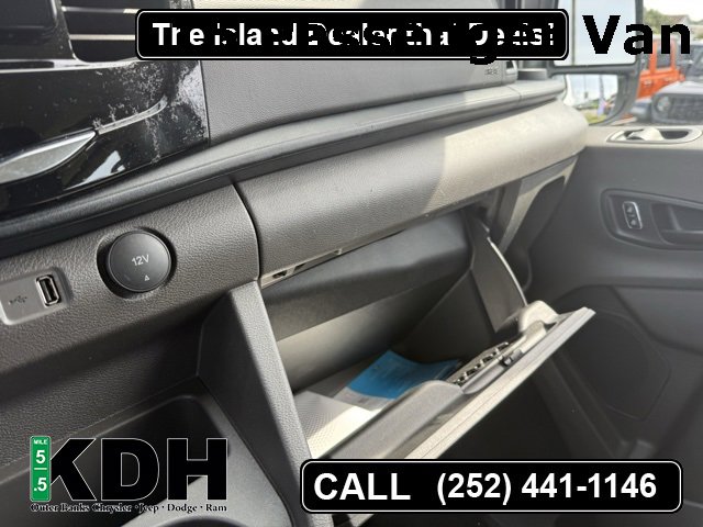 Used 2024 Ford Transit 350 XLT image 25