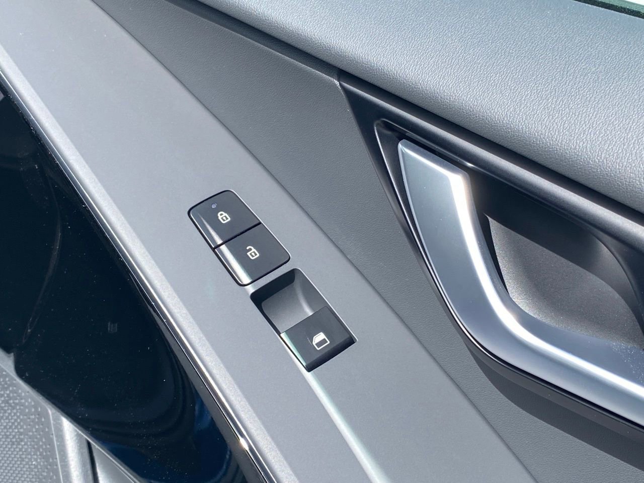 New 2026 Kia Niro Wind FWD image 26