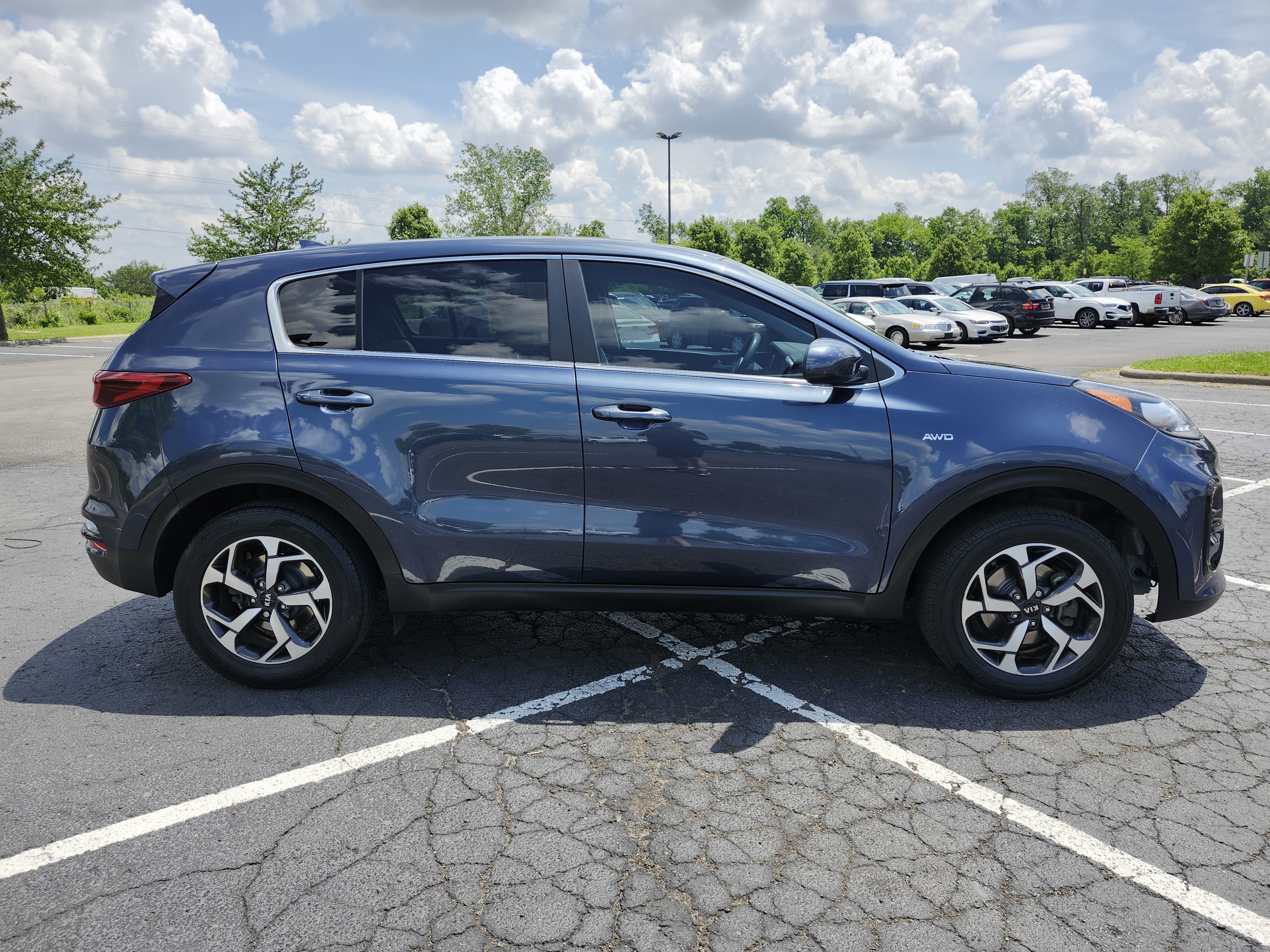 Used 2022 Kia Sportage LX AWD/4WD image 17
