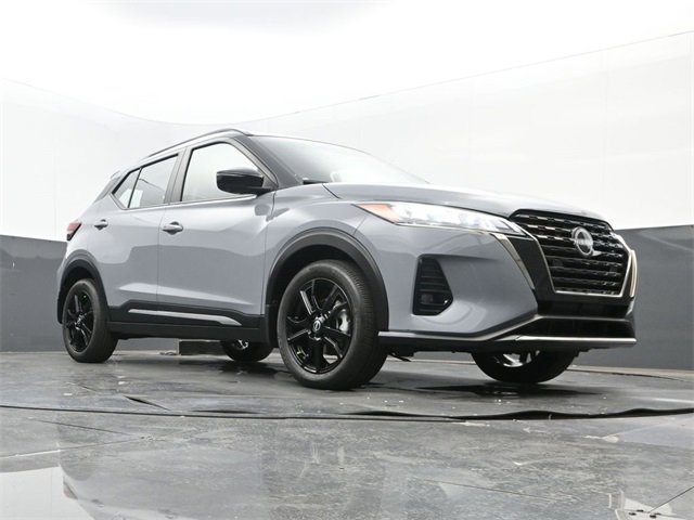 Used 2024 Nissan Kicks SR w/ SR Premium Package image 23