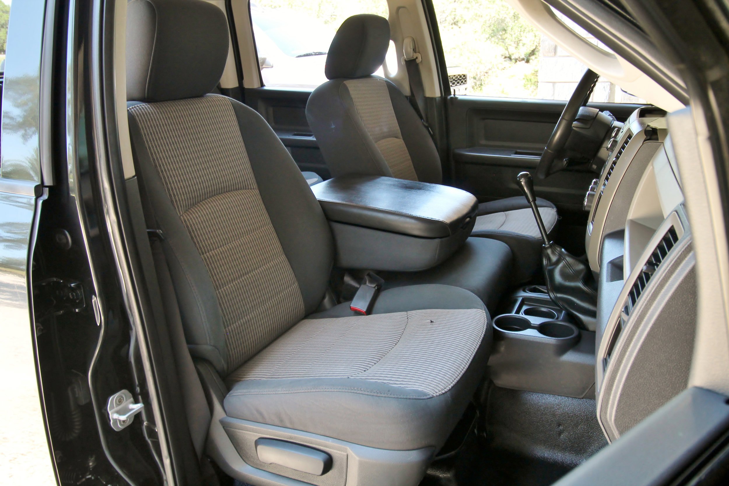 Used 2010 Dodge Ram 3500 Truck ST w/ ST Popular Equipment Group AWD/4WD image 34