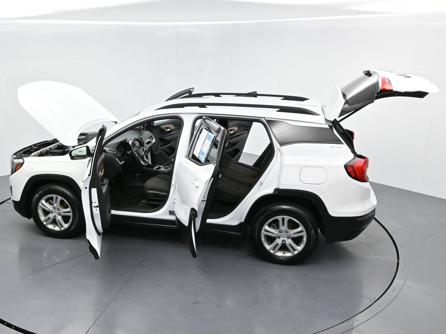 Used 2020 GMC Terrain SLE w/ Driver Convenience Package AWD/4WD image 41