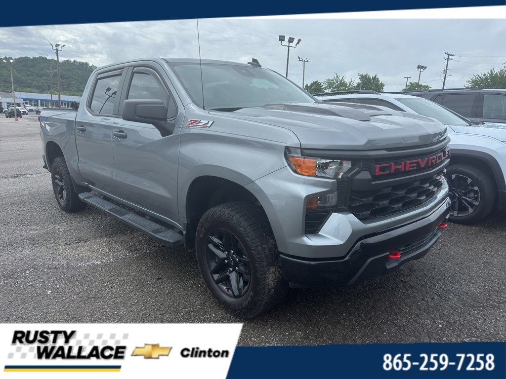 Used 2025 Chevrolet Silverado 1500 Custom Trail Boss AWD/4WD image 1