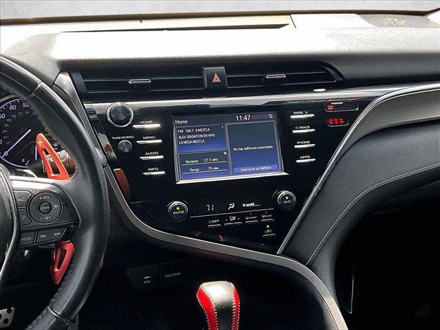 Used 2018 Toyota Camry SE image 6