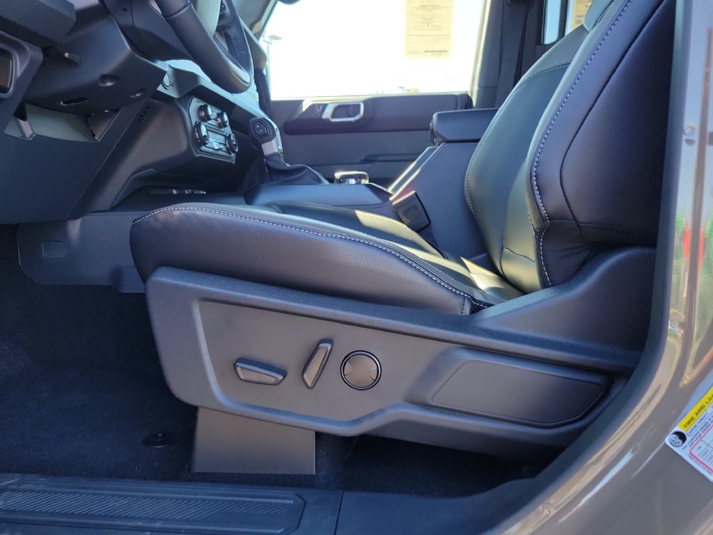 New 2026 Ford Bronco Outer Banks AWD/4WD image 19