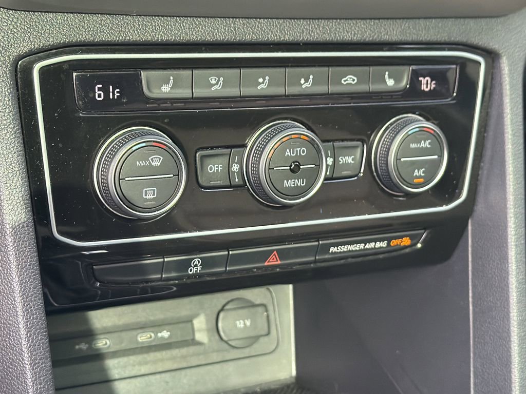 Used 2022 Volkswagen Atlas Cross Sport SEL R-Line image 26