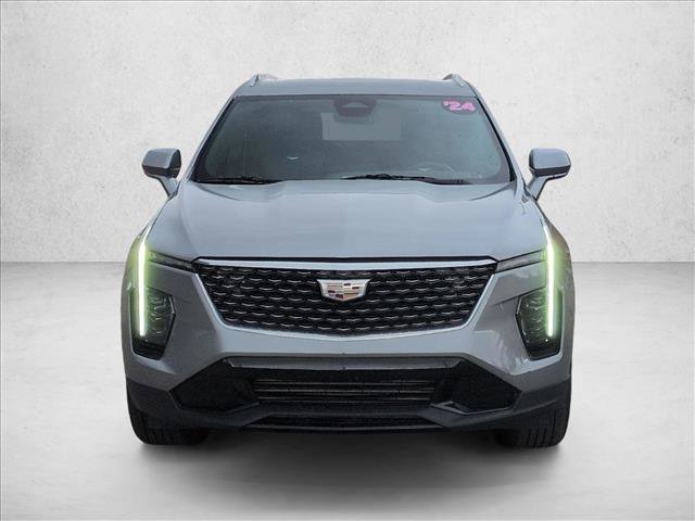 Used 2023 Cadillac XT4 Premium Luxury image 2