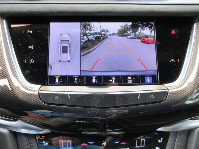 Certified 2025 Cadillac XT6 Premium Luxury w/ Platinum Package AWD/4WD image 29