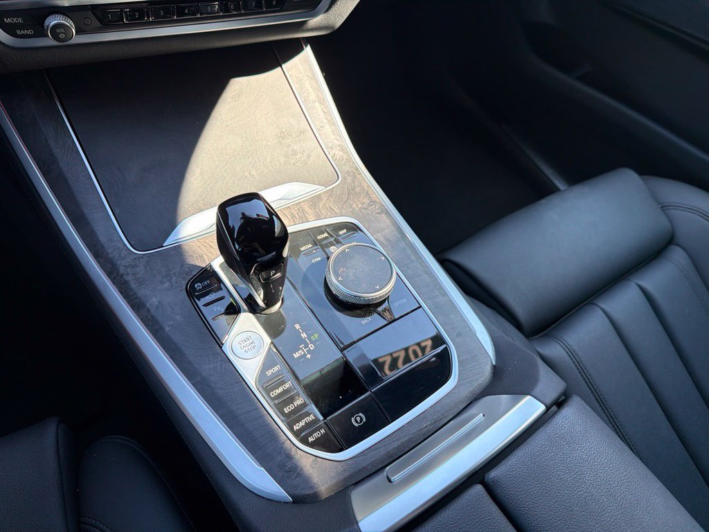 Used 2022 BMW X5 sDrive40i w/ Parking Assistance Package RWD image 23