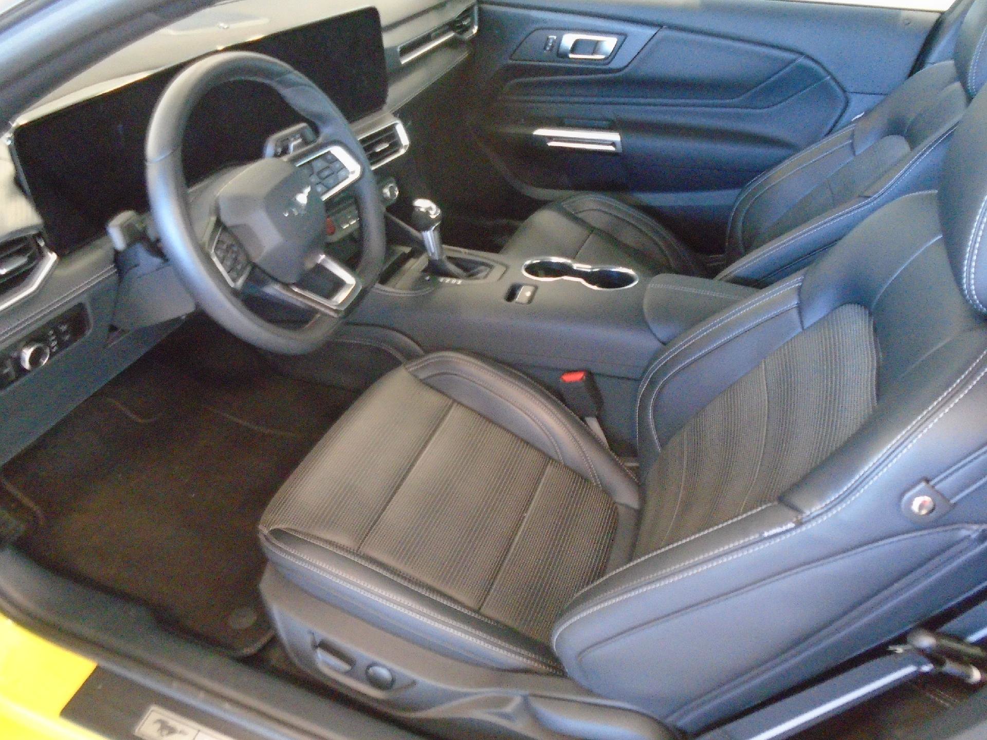 Used 2024 Ford Mustang GT Premium image 5