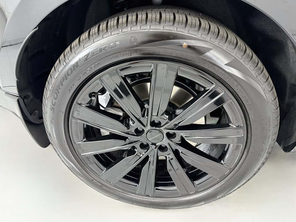 New 2026 Land Rover Range Rover SE AWD/4WD image 33