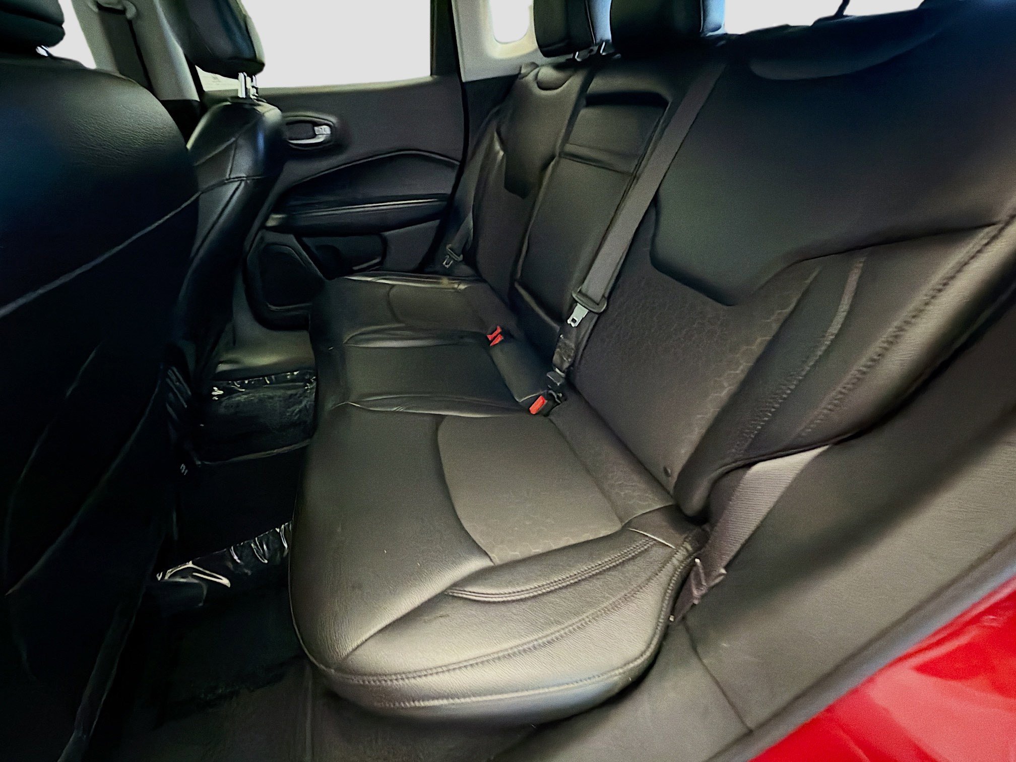 Used 2018 Jeep Compass Altitude image 11