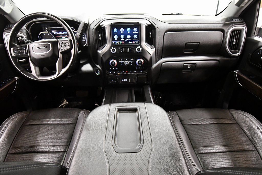 Used 2020 GMC Sierra 3500 Denali w/ Denali Ultimate Package image 3
